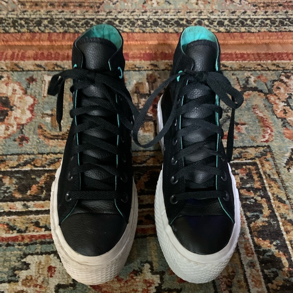 Converse platform shoes